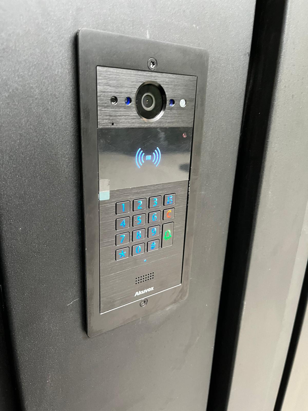 התקנת מערכת אינטרקום לבניין